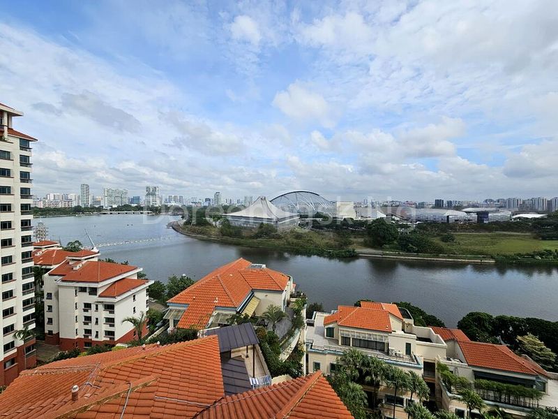 4 Bed Condo for Sale in  Camelot By-the-water - Image 2